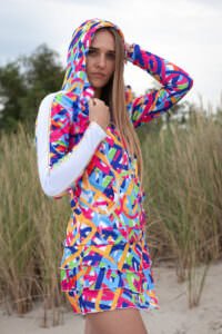 uptou bluza logo colours